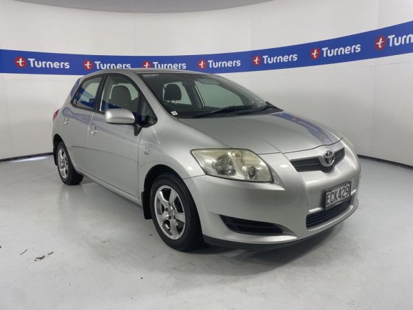 2007 Toyota Corolla Hatchback GX image