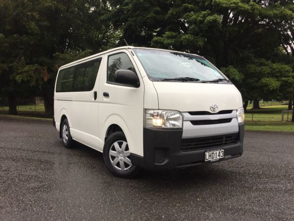 2018 Toyota Hiace ZL 3.0L DIESEL 4sp AUTO image