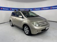 Image for 2003 Toyota IST Hatchback