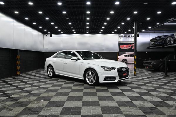 2017 Audi A4 Sedan S Line Package image