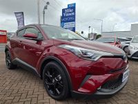 Image for 2019 Toyota C-HR HYBRID G MODEL ADAPTIVE CRUISE CONTROL  LANE ASSIST  APPLE CARPLAY / ANDROID AUTO  BLUETOOTH  MULTI AIRBAGS  REVERSE CAMERA  FACTORY ALLOYS  LEATHER SEATS  ELECTRIC DRIVER SEAT