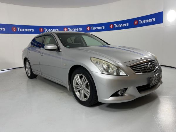 2012 Nissan Skyline Sedan image