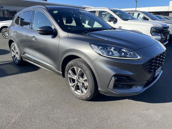 2024 Ford Escape ST-LINE FHEV AWD image