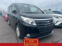 Image for 2016 Toyota Noah Hybrid G
