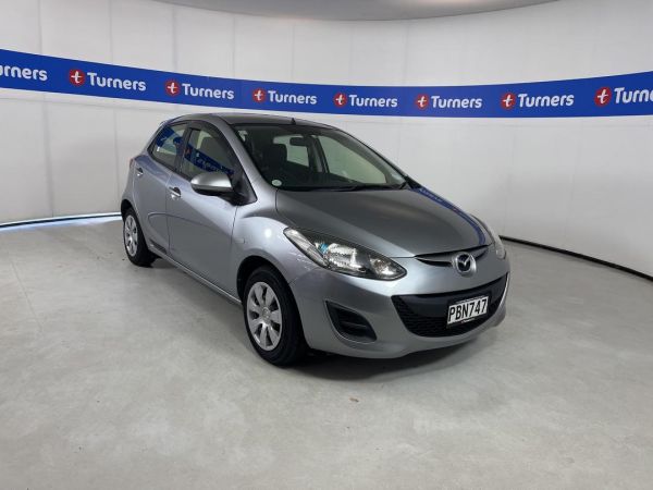 2014 Mazda Demio (Mazda2) Hatchback image