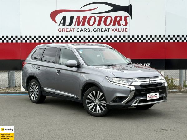 2022 Mitsubishi Outlander LS / 7 SEATER / NZ NEW image