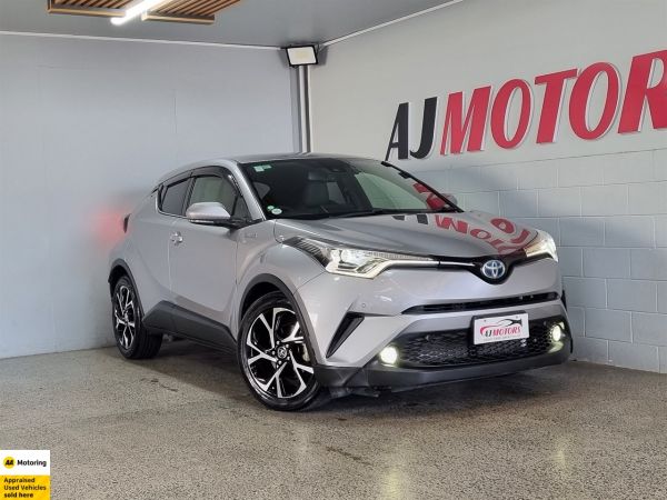 2017 Toyota C-HR G image