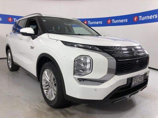 2022 Mitsubishi Outlander SUV LS image