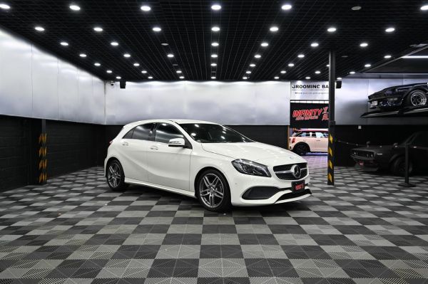 2016 Mercedes-Benz A 180 Hatchback AMG LINE image