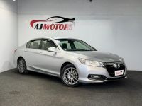 Image for 2013 Honda Accord Hybrid Sedan LX