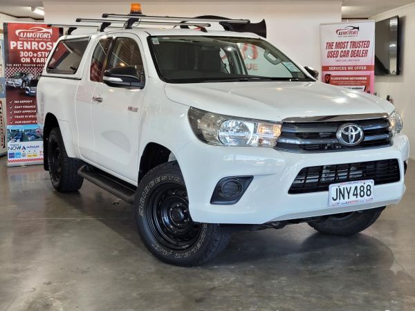 2016 Toyota Hilux Ute SR TD 2.8D/4WD(NZ New) image