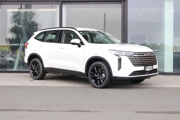 2026 Haval H6 Lux 2WD Hybrid 1.5P - NZ New image