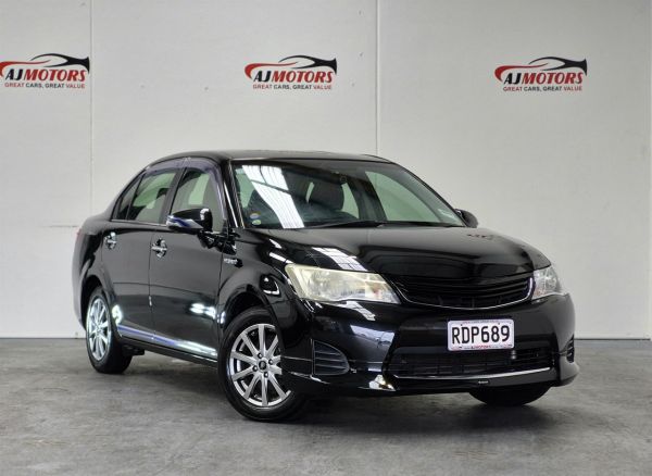 2013 Toyota Corolla Sedan AXIO HYBRID G image