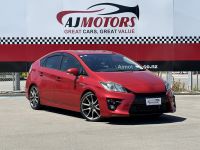 Image for 2014 Toyota Prius Hatchback 5D S TOURING SELECTIONGS