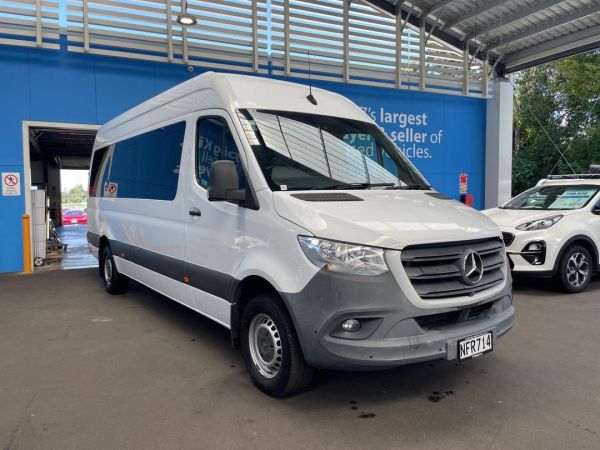 2020 Mercedes-Benz Sprinter Van 419 LWB VAN image