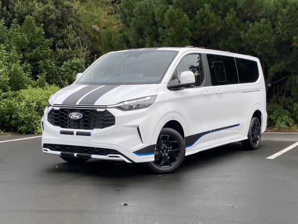 2026 Ford Transit Tourneo Sport AWD image