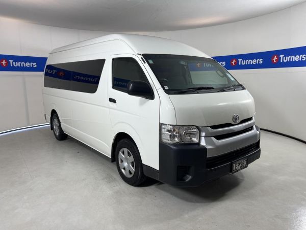 2018 Toyota Hiace Minibus TD image