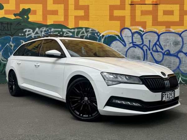 2021 Skoda Superb Wagon WGN AMBITION 2.0 TURBO PETROL 162KW image