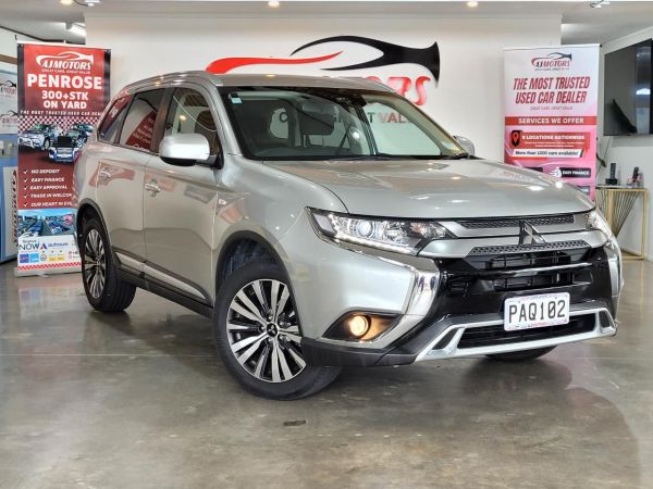 2022 Mitsubishi Outlander LS 2.5P/4WD NZ NEW) image