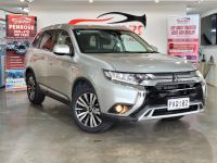 Image for 2022 Mitsubishi Outlander LS 2.5P/4WD NZ NEW)