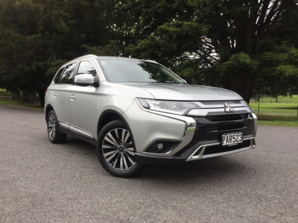 2022 Mitsubishi Outlander LS 4WD 2.4L PETROL image