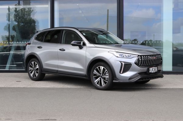2025 Haval Jolion Ultra 2WD Hybrid 1.5 - NZ New image