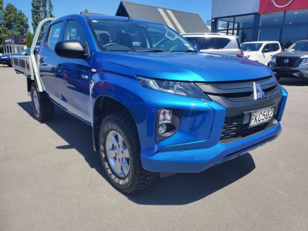 2022 Mitsubishi Triton Dc C Glx 4Wd 6At 2.4 image