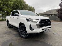 Image for 2023 Toyota Hilux SR5 2.8DT 6AT 4WD