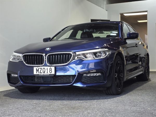 2019 BMW 530E Sedan M-SPORT / PHEV / G30 image