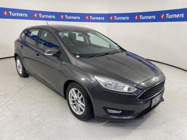 2017 Ford Focus Hatchback Trend image