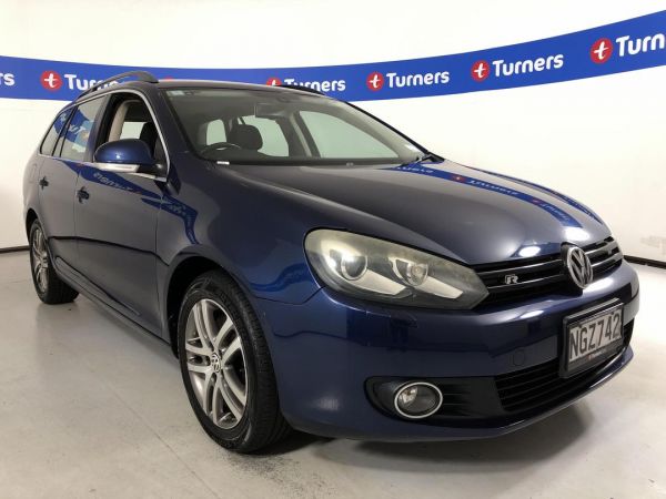 2011 Volkswagen Golf Wagon image