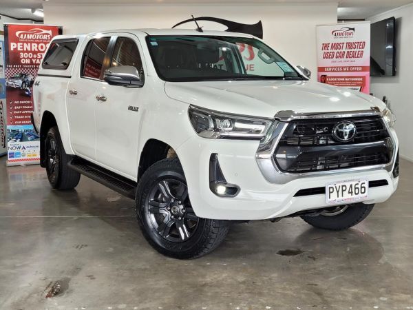 2023 Toyota Hilux Ute SR5 TD DC 2.8D/4WD/NZ New image