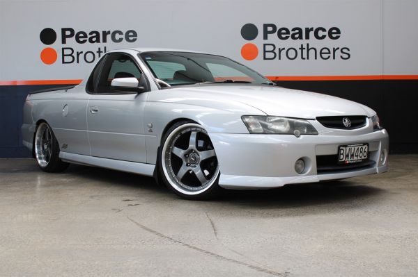 2004 Holden Commodore Ute SS 5.7 V8 MANUAL CAMMED UTE image