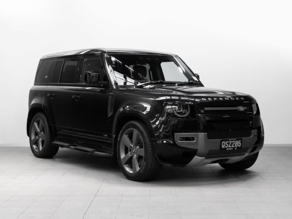 2024 Land Rover Defender P525 V8 110 Petrol 4WD image