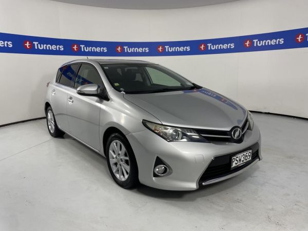 2014 Toyota Auris Hatchback image