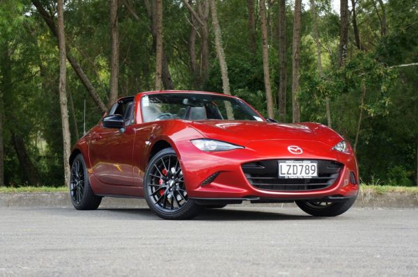 2018 Mazda MX-5 RF Roadster GT 2.0 N - MANUAL image