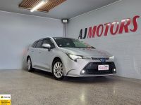 Image for 2020 Toyota Corolla Wagon TOURING HYBRID S