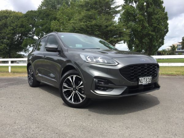 2021 Ford Escape ST-Line X PHEV image