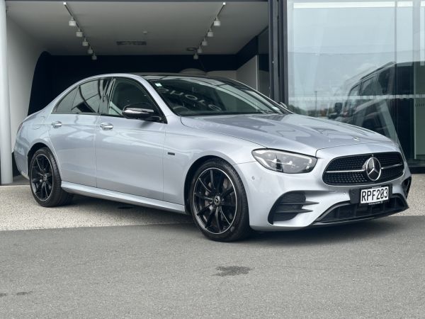 2023 Mercedes-Benz E 200 Saloon Facelift - NZ New image