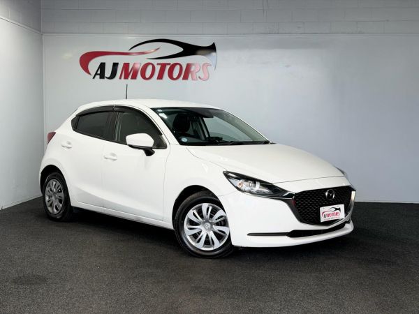 2020 Mazda Demio (Mazda2) Hatchback 15C image