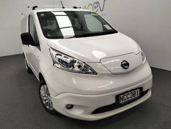 2017 Nissan E-NV200 Van 24kWh image