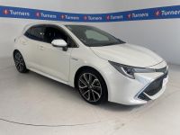 Image for 2018 Toyota Corolla Hatchback Hybrid Sport