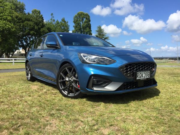 2020 Ford Focus ST 2.3L 7sp AUTO image
