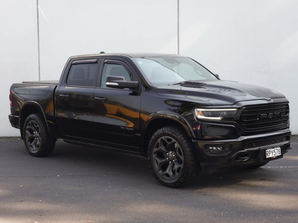 2022 RAM 1500 Limited Night Edition 5.7P 4WD 8A 4Dr Ute image