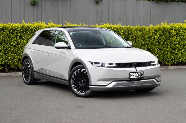 2022 Hyundai IONIQ 5 77.4kwh Limited Vision AWD image