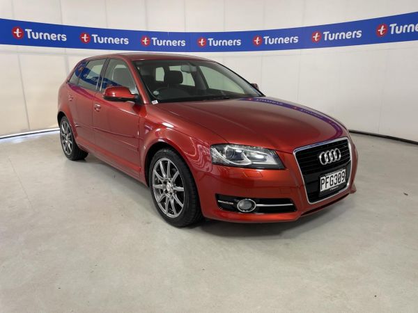 2013 Audi A3 Hatchback image