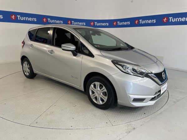 2017 Nissan Note Hatchback E-POWER image