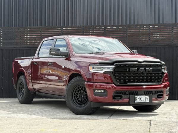 2025 RAM 1500 Limited Hurricane image