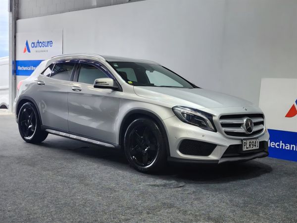 2014 Mercedes-Benz GLA 250 SUV GLA250 4MATIC 4WD / SPORTS image