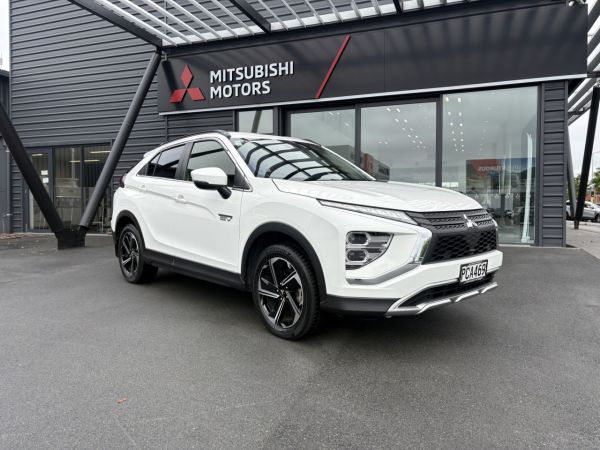 2022 Mitsubishi Eclipse Cross XLS PHEV AWD image